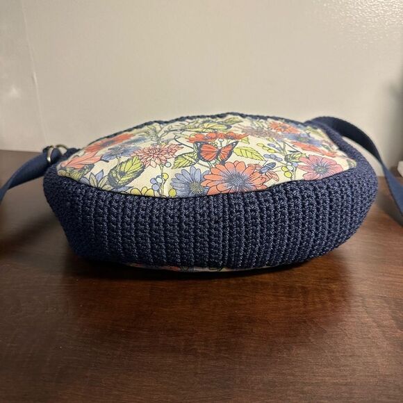 Sak Roots Crossbody Purse Knit Edges Floral Butterfly Garden Print Shoulder Bag - Picture 2 of 5
